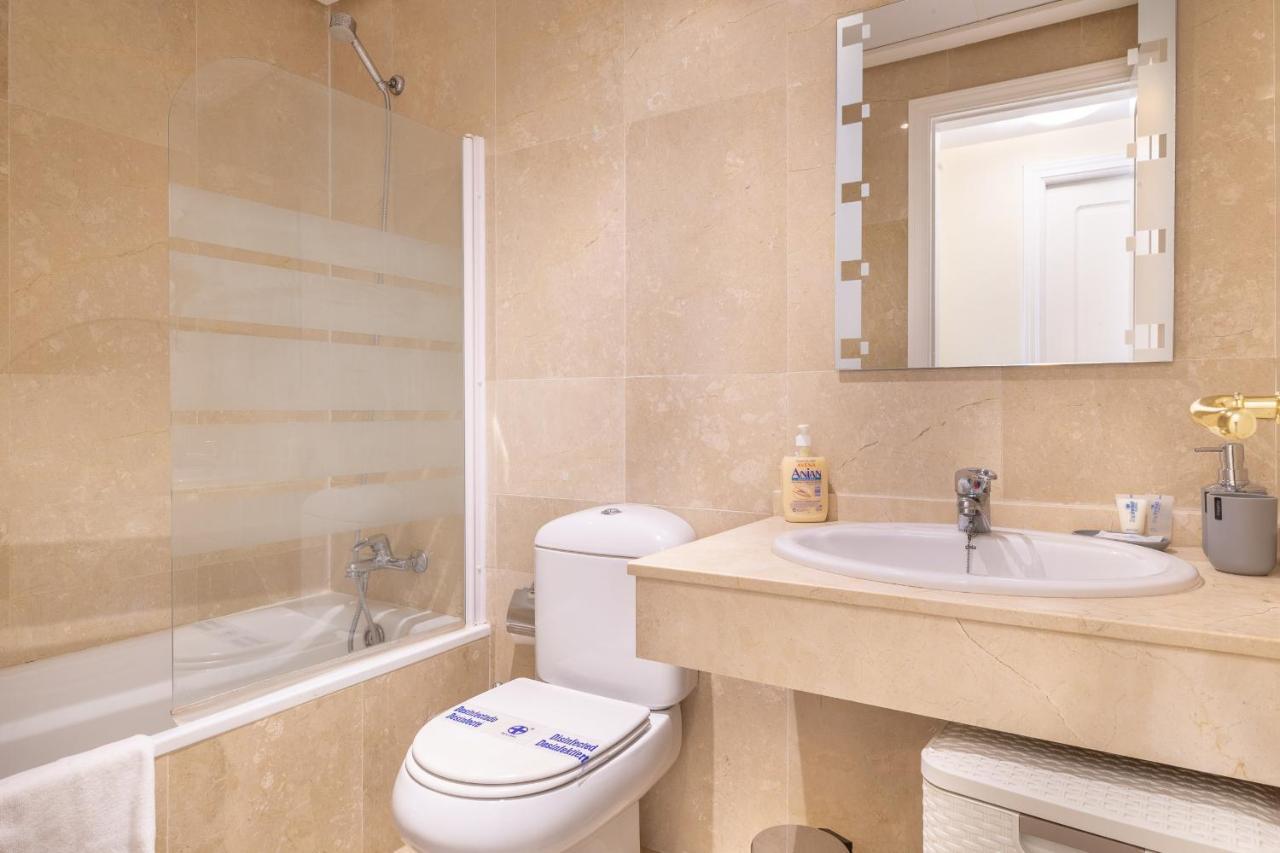 2261-Superb Apt On The Beach, On Duquesa Harbour Manilva Luaran gambar