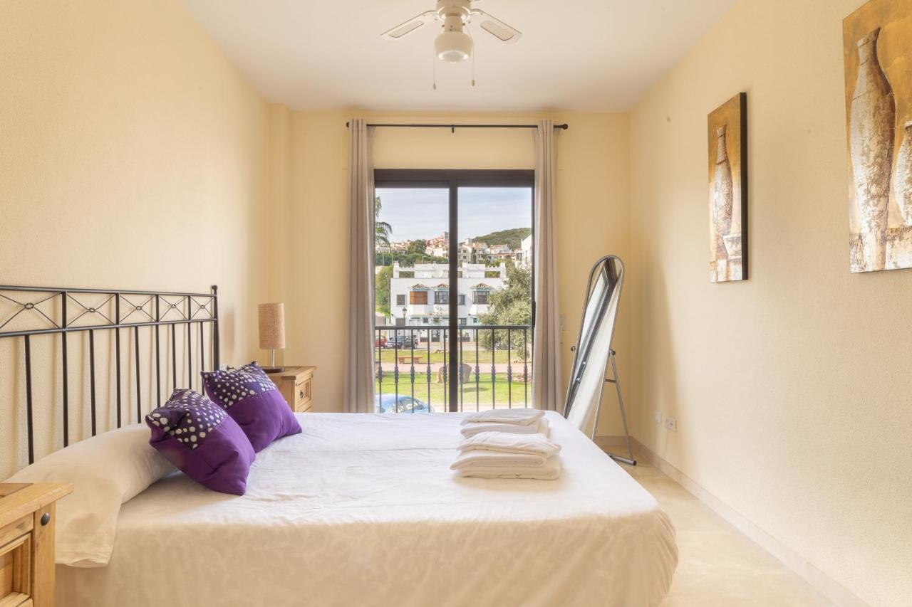 2261-Superb Apt On The Beach, On Duquesa Harbour Manilva Luaran gambar