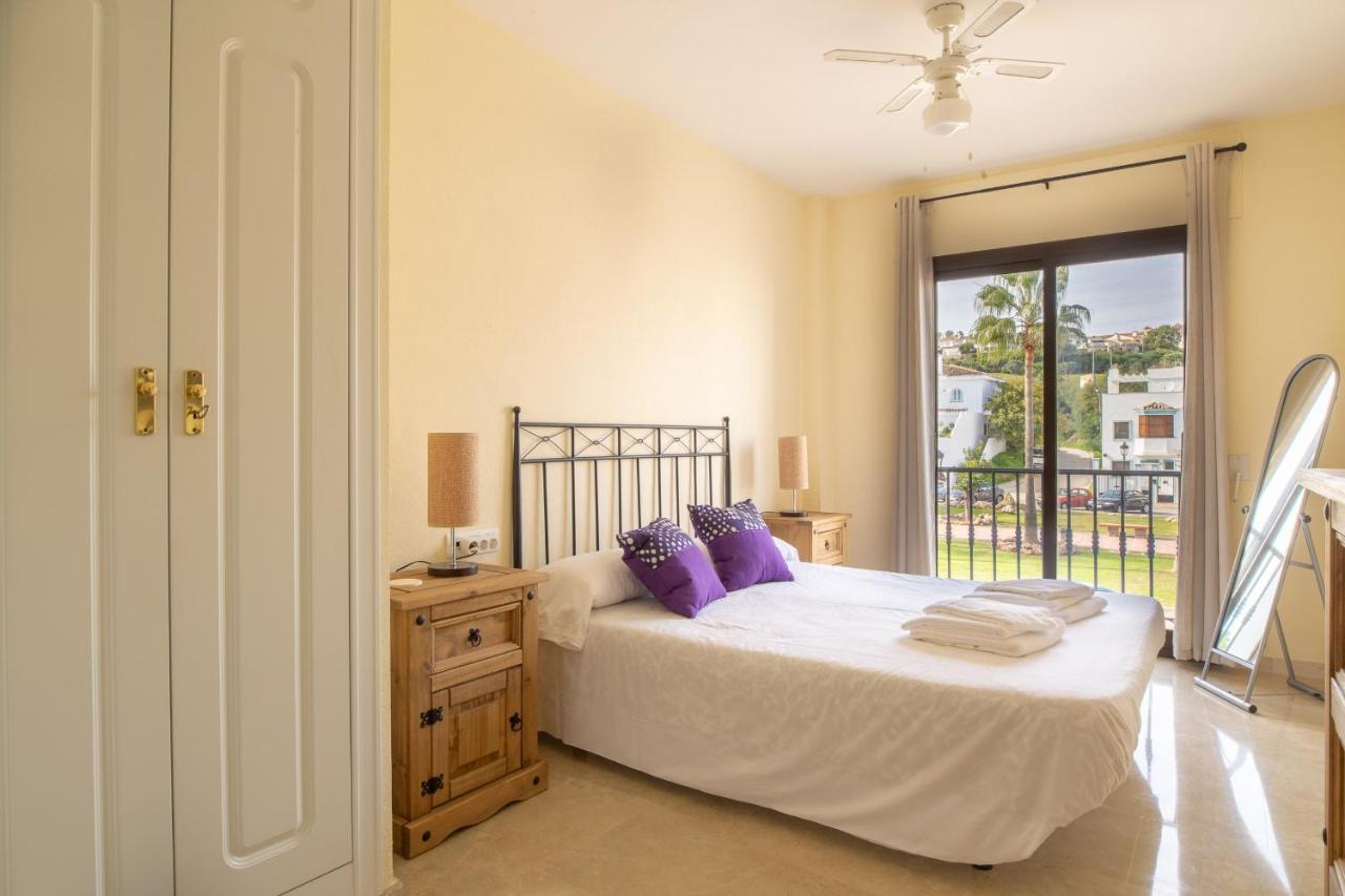 2261-Superb Apt On The Beach, On Duquesa Harbour Manilva Luaran gambar