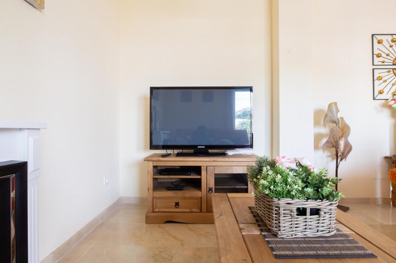 2261-Superb Apt On The Beach, On Duquesa Harbour Manilva Luaran gambar
