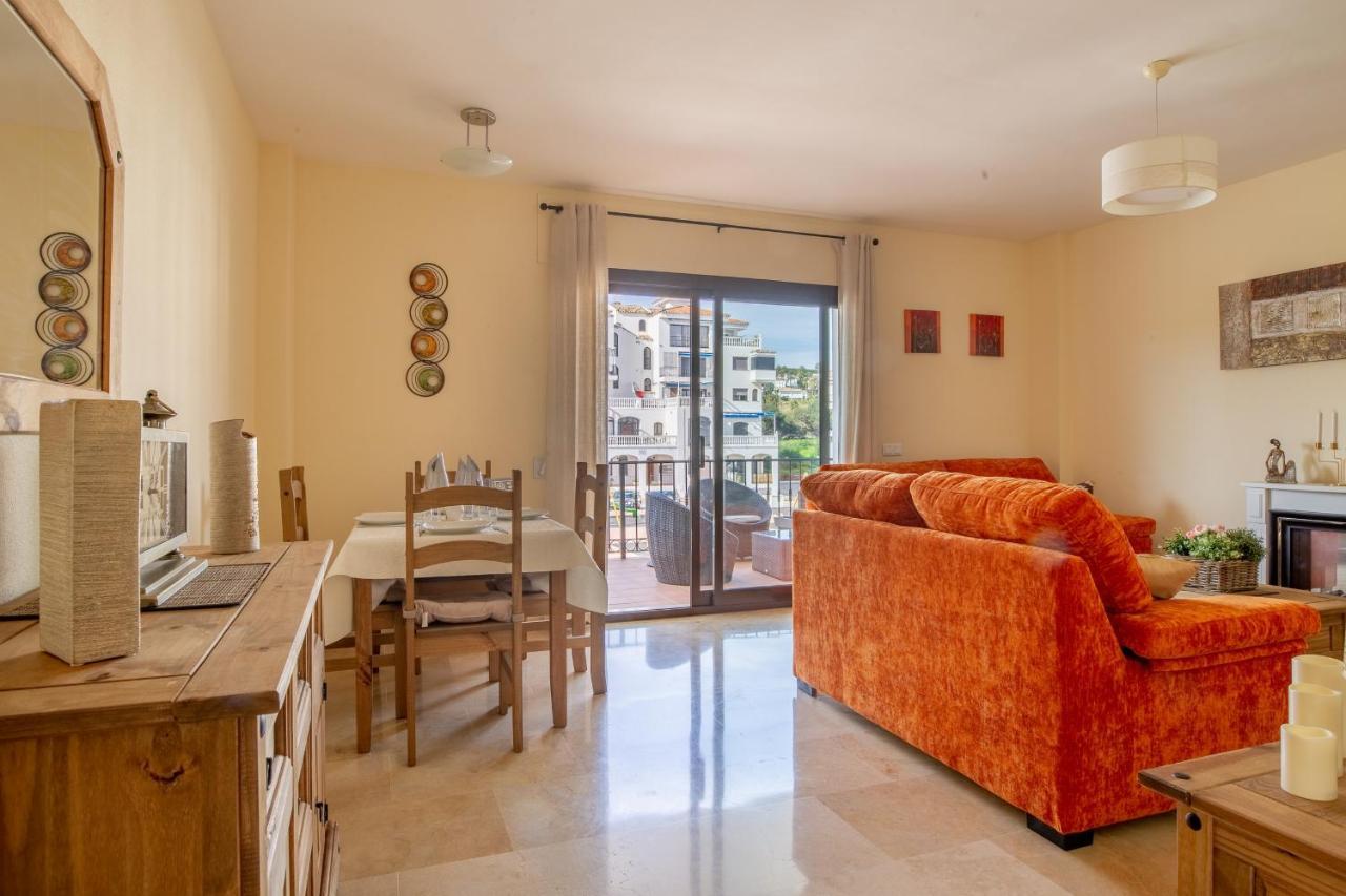 2261-Superb Apt On The Beach, On Duquesa Harbour Manilva Luaran gambar