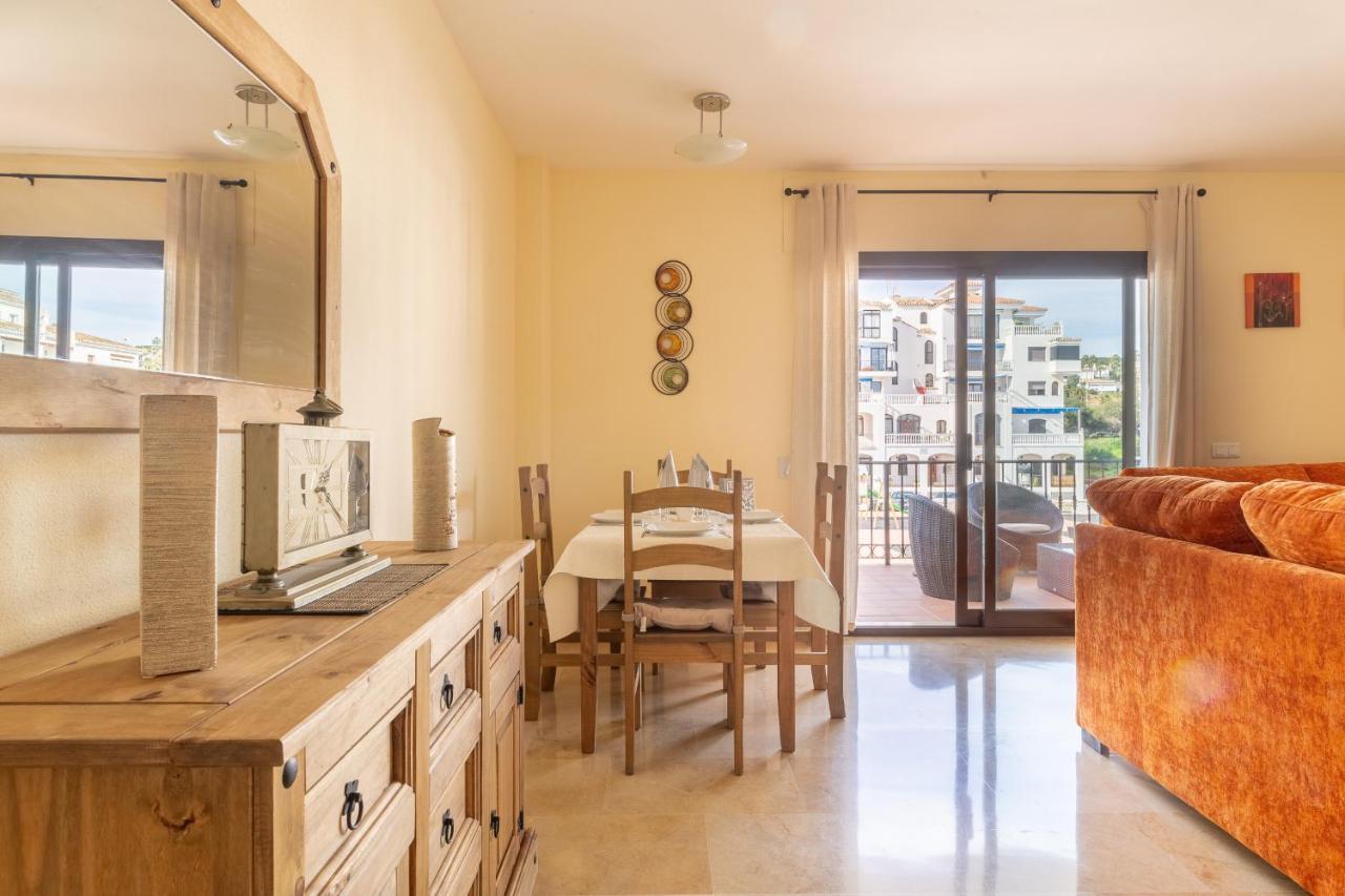 2261-Superb Apt On The Beach, On Duquesa Harbour Manilva Luaran gambar